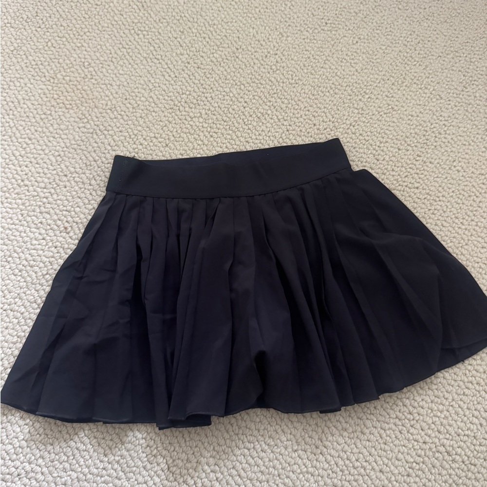 Black Pleated A-Line Athletic Skirt - Women